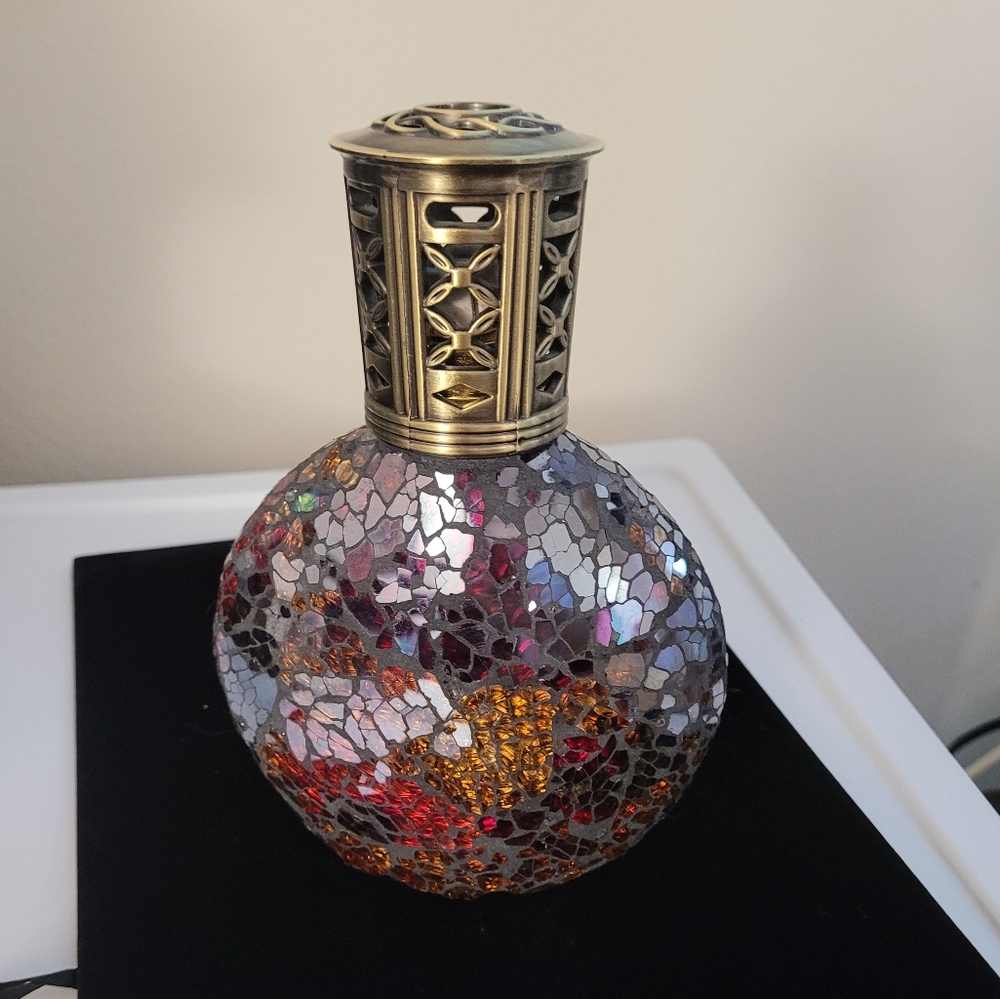 Aromatherapy wick diffuser